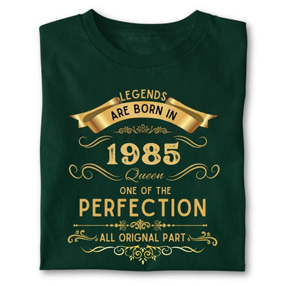 LEGENDS ARE BORN IN 1985 QUEEN GOLDEN